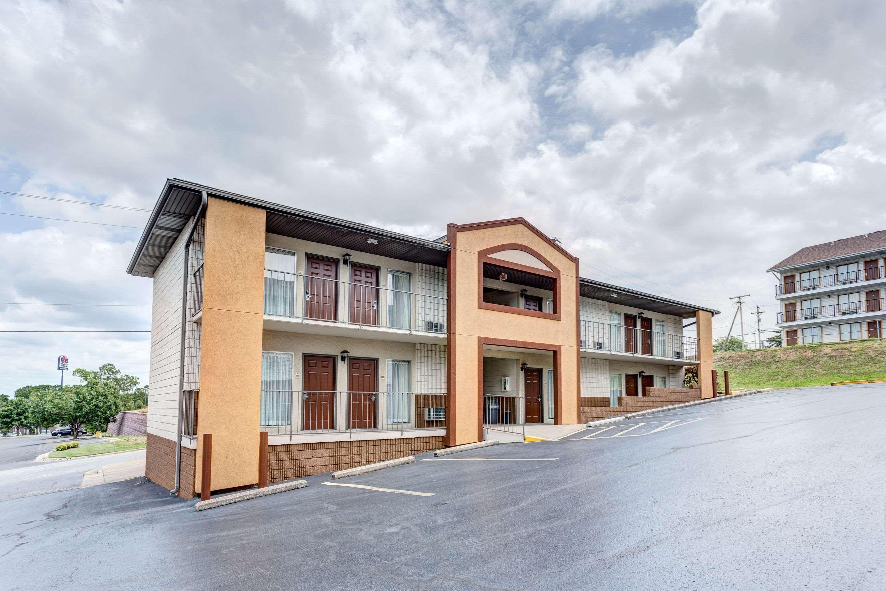 Quality Inn West Branson Extérieur photo